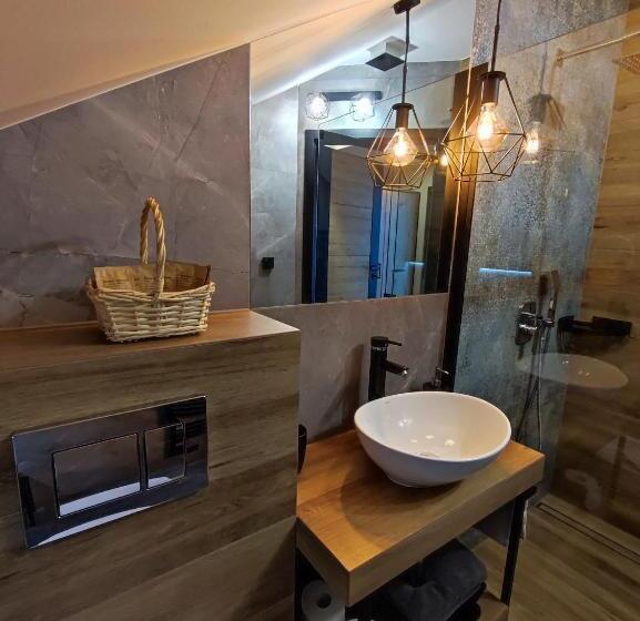 استودیوی استاندارد, Apartament Olimpijska 54