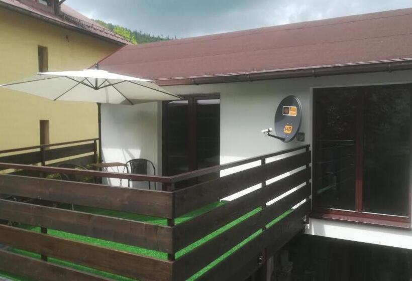 استودیوی استاندارد, Apartament Olimpijska 54