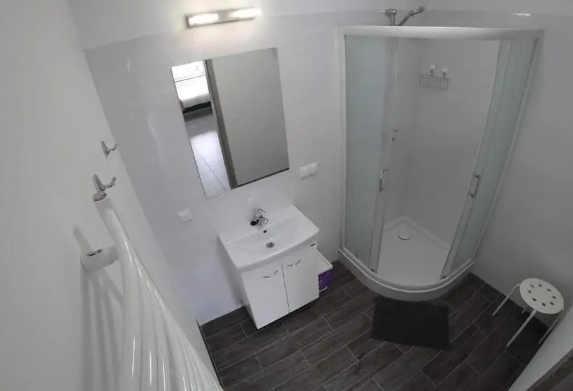 スタンダードトリプルルーム, Apartamenty Kozienice