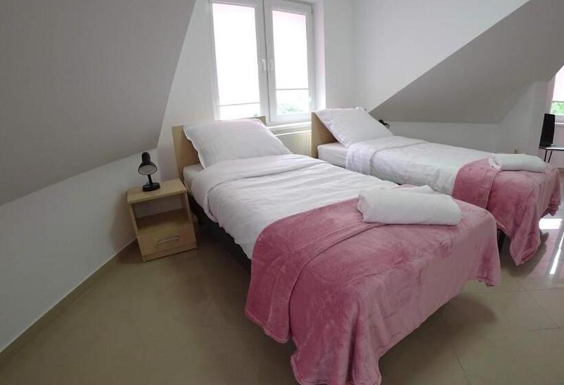 Четырехместный Номер Стандарт, Apartamenty Kozienice