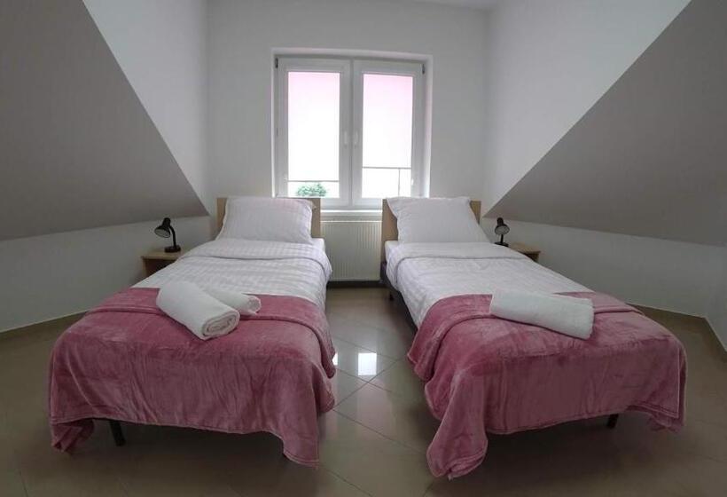 Четырехместный Номер Стандарт, Apartamenty Kozienice