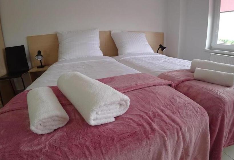 Четырехместный Номер Стандарт, Apartamenty Kozienice