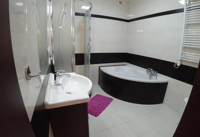 Standard room with outdoor bath, Apartamenty Kozienice