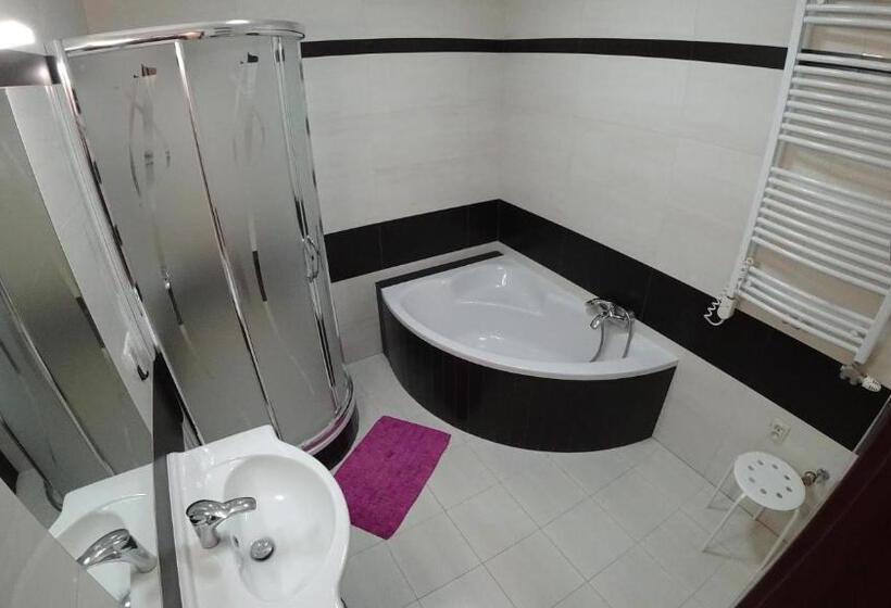 Standard room with outdoor bath, Apartamenty Kozienice