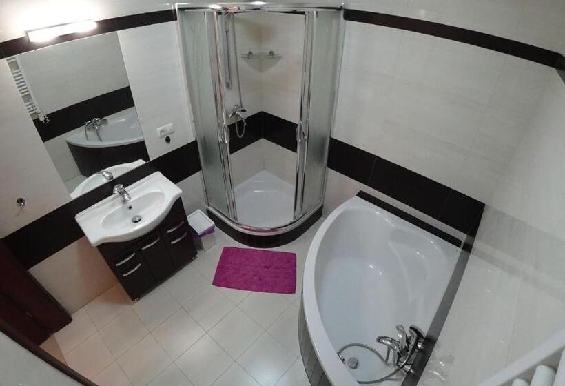 Standard room with outdoor bath, Apartamenty Kozienice