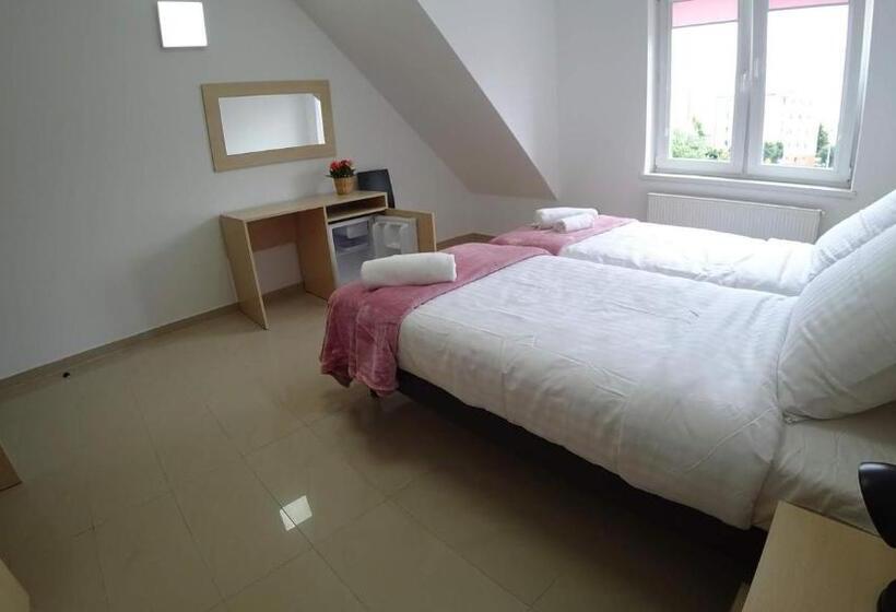 Standard room with outdoor bath, Apartamenty Kozienice