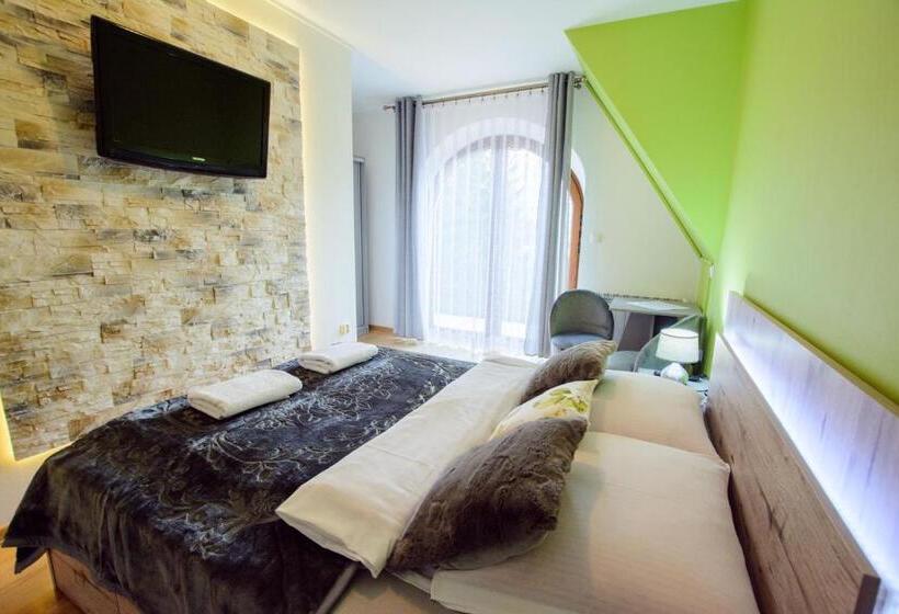 חדר סטנדרט, Leśny Dworek Biały Dunajec