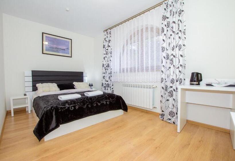 חדר סטנדרט, Leśny Dworek Biały Dunajec