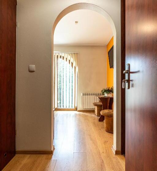 חדר סטנדרט עם מרפסת, Leśny Dworek Biały Dunajec