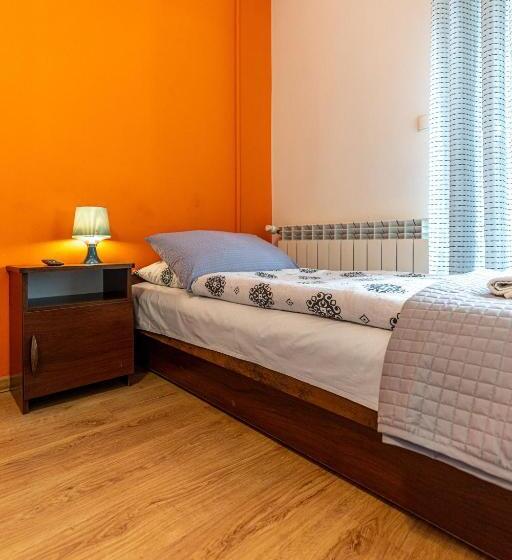 חדר לארבעה סטנדרטי עם מרפסת, Leśny Dworek Biały Dunajec