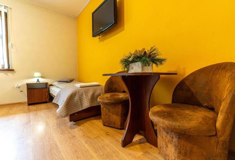 חדר סטנדרט לשלושה, Leśny Dworek Biały Dunajec