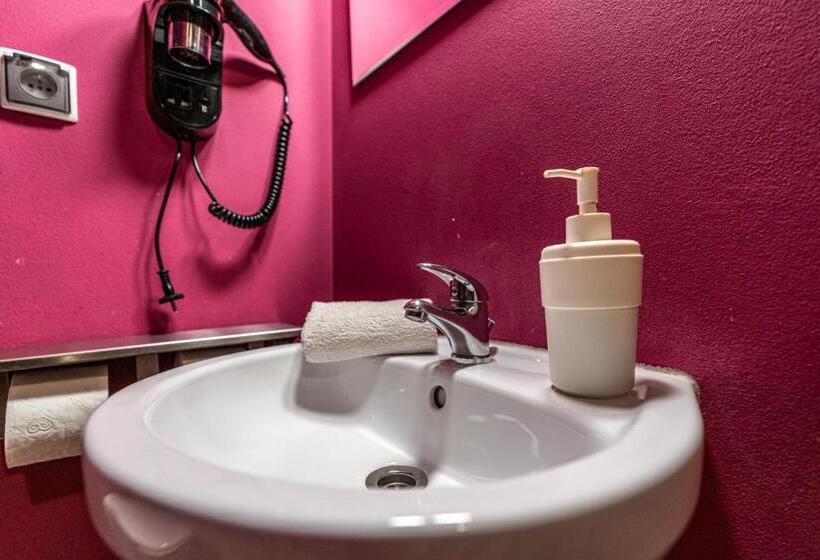 חדר סטנדרט לארבעה, Leśny Dworek Biały Dunajec