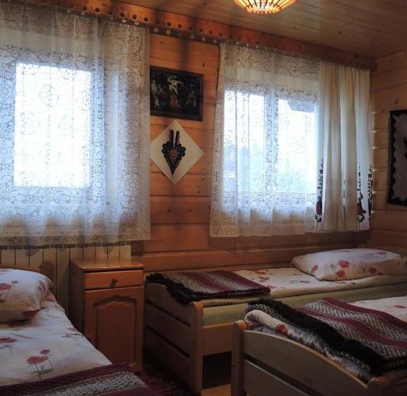 اتاق استاندارد سه نفره, Pokoje U Tosi I Czesia