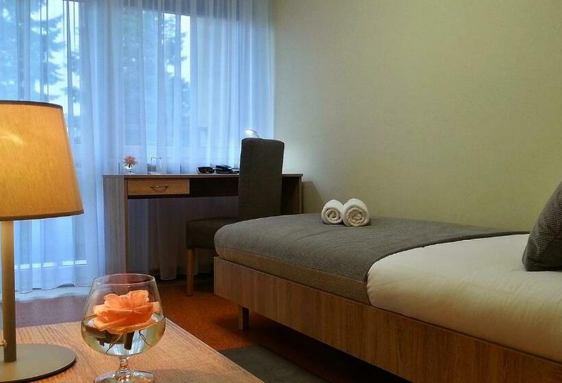 اتاق استاندارد یک نفره, Hostel Fortis