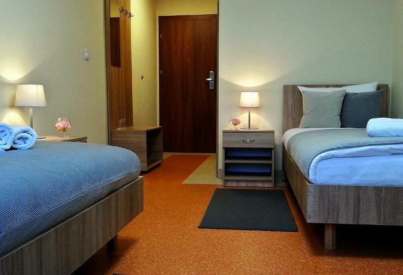 اتاق استاندارد, Hostel Fortis