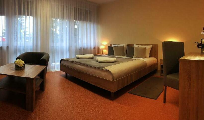 اتاق استاندارد, Hostel Fortis