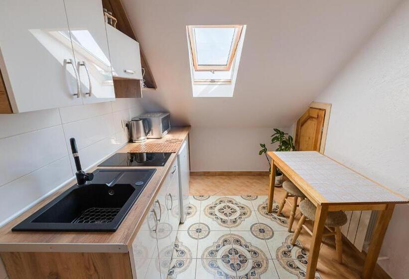 غرفة عائلية, Bieszczadzki Krakowiak 575 894 584 Lub 535 595 732