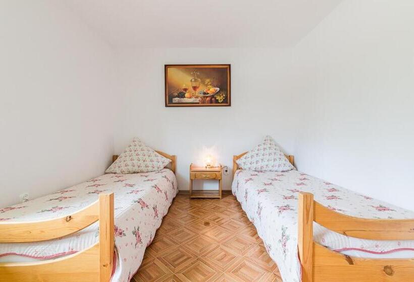 غرفة عائلية, Bieszczadzki Krakowiak 575 894 584 Lub 535 595 732