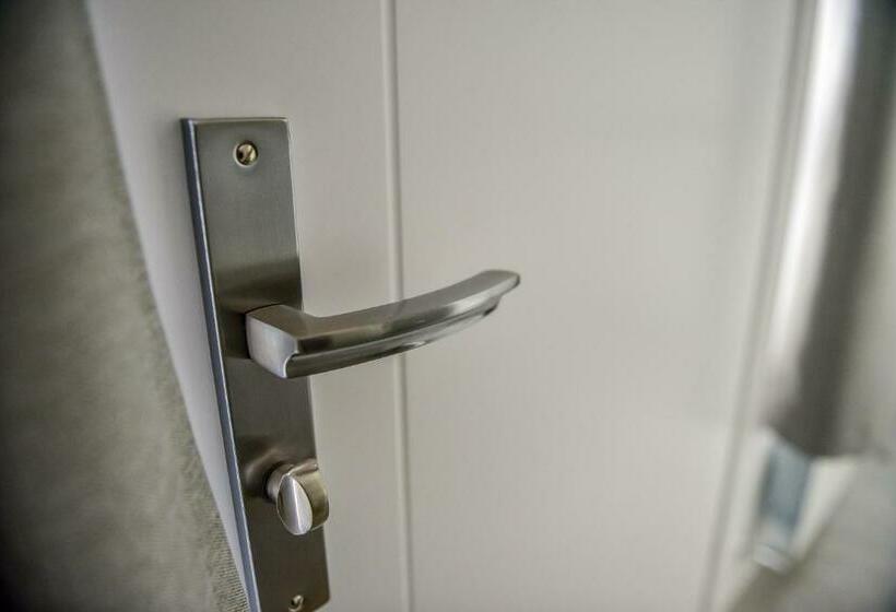 חדר סטנדרט יחיד, Coliber