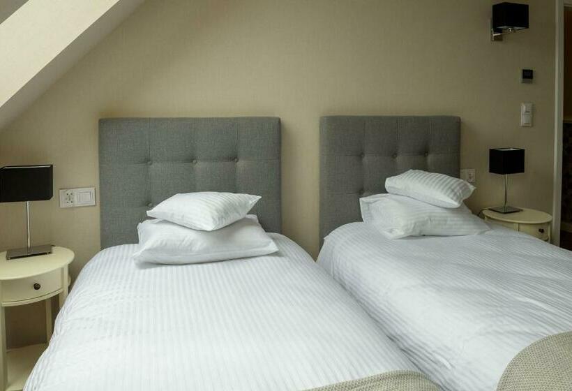 غرفة قياسية, Noclegi Pod Sokołem