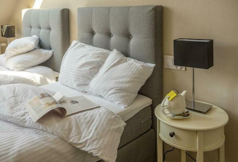 غرفة قياسية, Noclegi Pod Sokołem