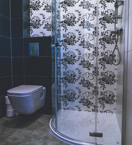 חדר סטנדרט לארבעה, Owca Z Widokiem