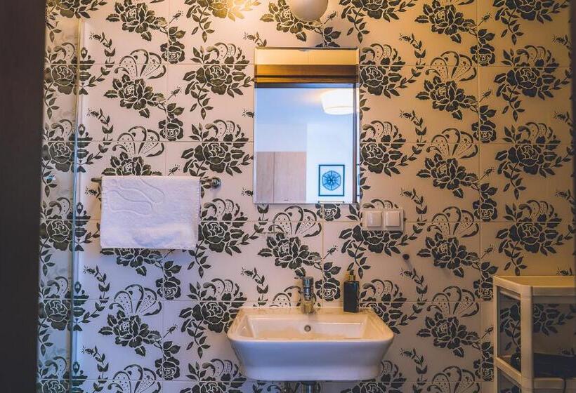 חדר סטנדרט, Owca Z Widokiem