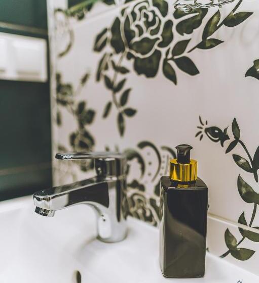 סוויטה נוף להרים, Owca Z Widokiem