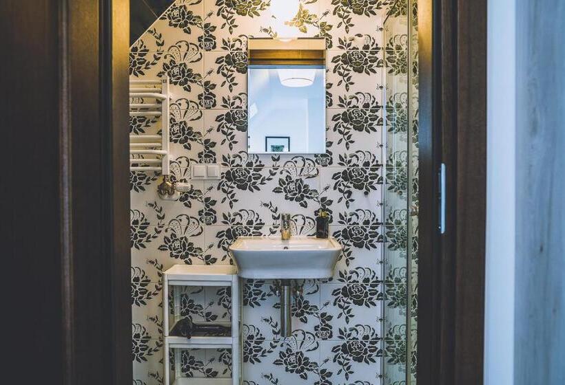 חדר סטנדרט, Owca Z Widokiem