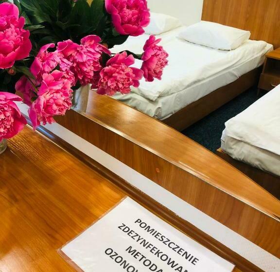 スタンダードトリプルルーム, Taurus