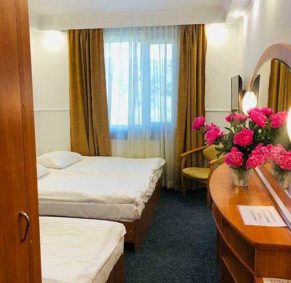 スタンダードトリプルルーム, Taurus