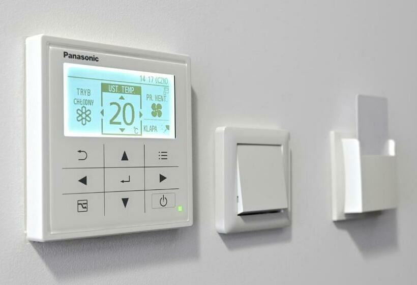 اتاق استاندارد, Terminal