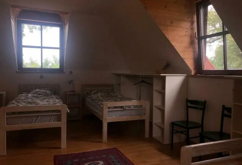 スタンダード４人部屋, Twój Azyl