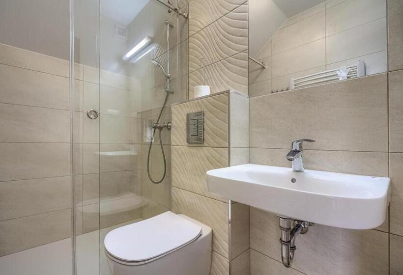 חדר סטנדרט לארבעה, Willa U Alicji I Jana