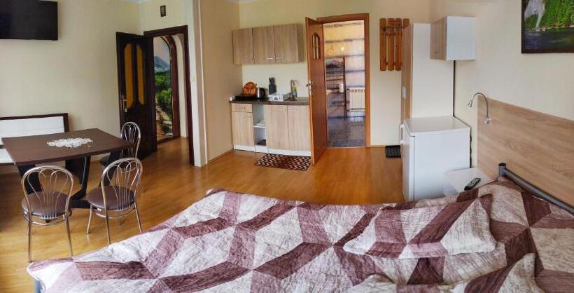 １ベッドルームアパートメント, Noclegi Arenda