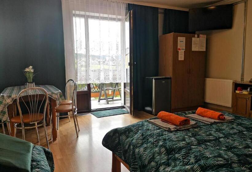 ファミリールーム, Noclegi Arenda