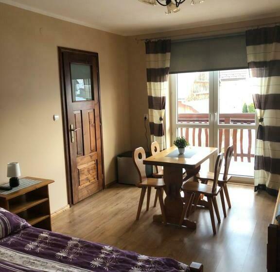 חדר סטנדרט עם מרפסת, Pokoje U Moniki