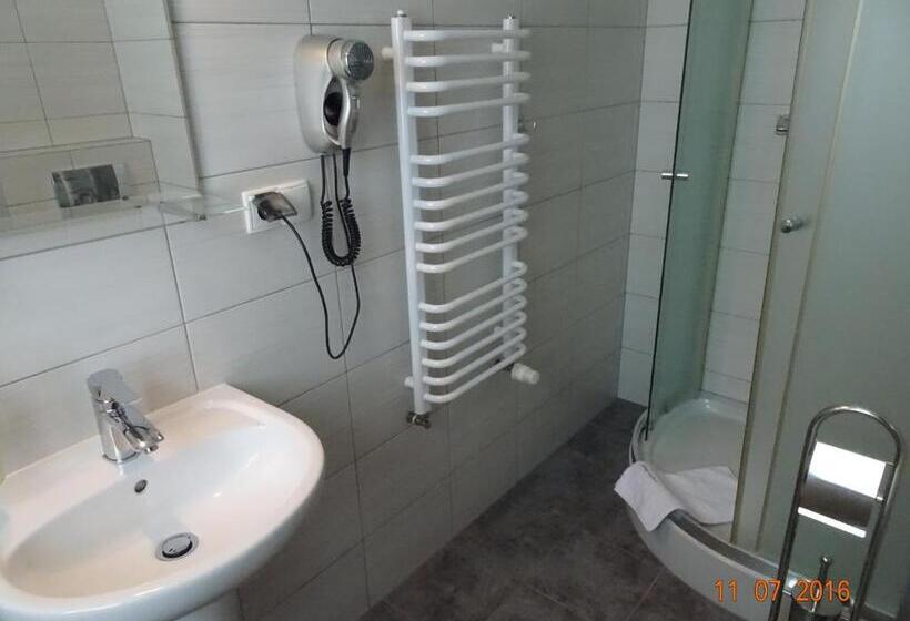 Семейный Номер, Willa Złoty Ogród