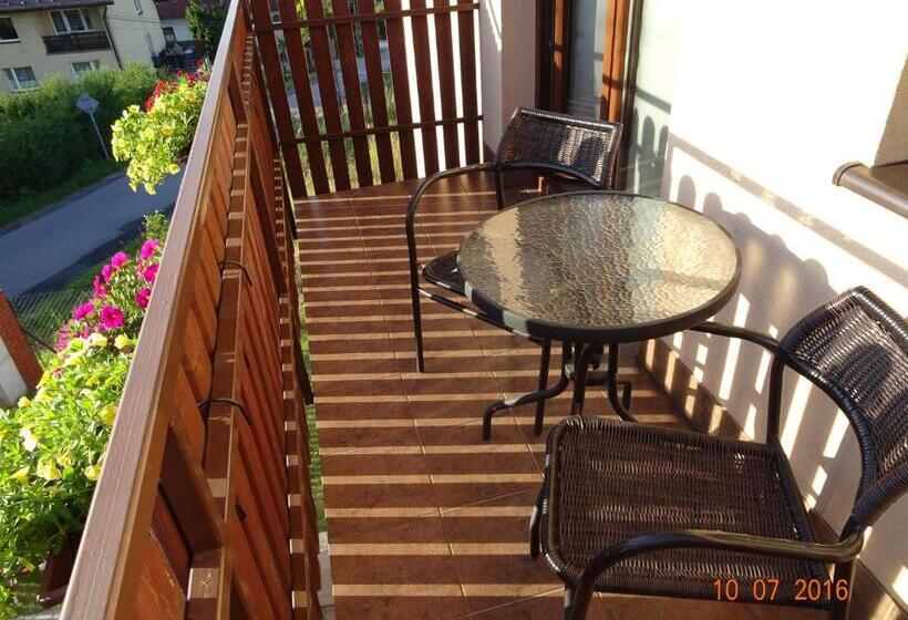 Семейный Номер, Willa Złoty Ogród