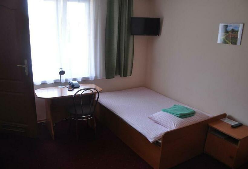 غرفة قياسية فردية, Zajazd Kama Kowalski