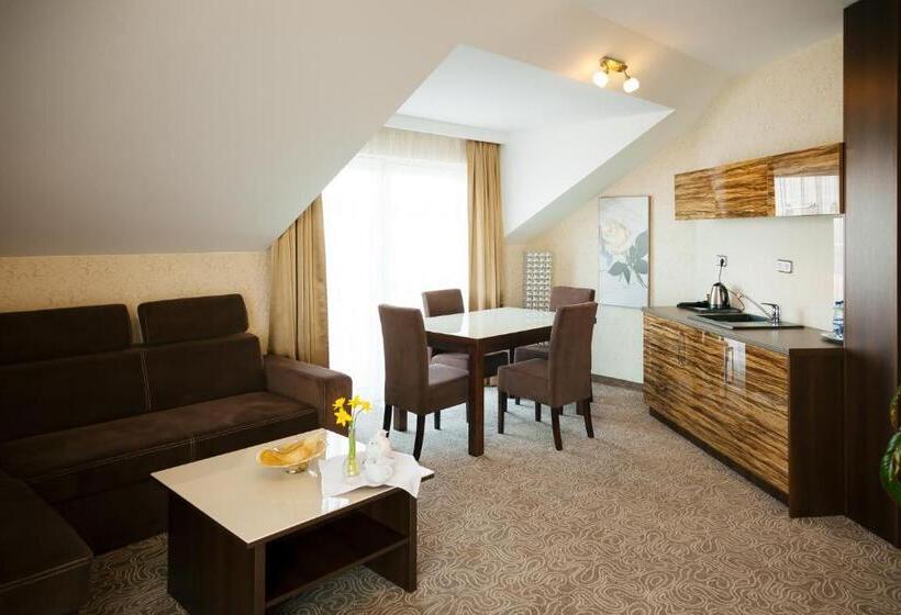 חדר משפחתי, Pensjonat & Spa Raj