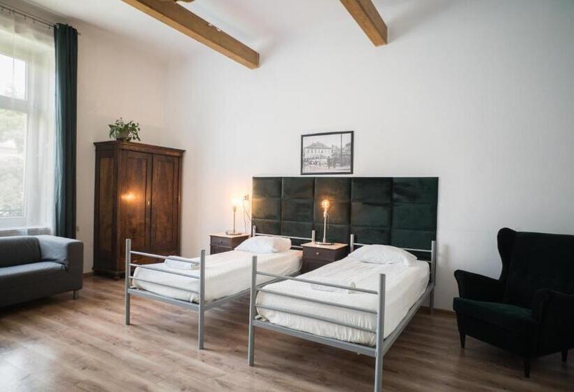 Номер Стандарт, Roller Apart