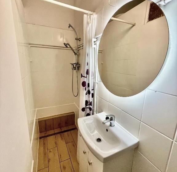 Студио Стандарт Кровать Кинг, Roller Apart