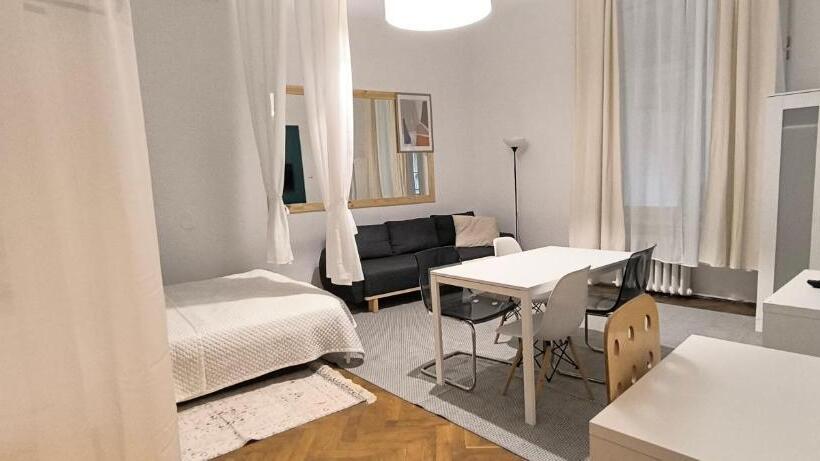 Апартаменты 2 Спальни, Roller Apart