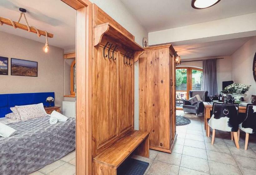 דירת חדר עם טרסה, Villa Delta Boutique