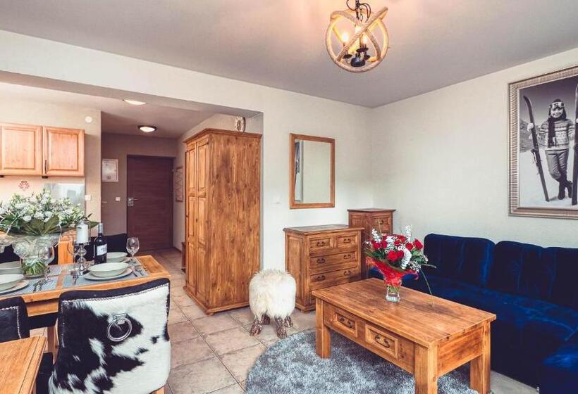 Apartamento 1 Dormitório com Terraço, Villa Delta Boutique