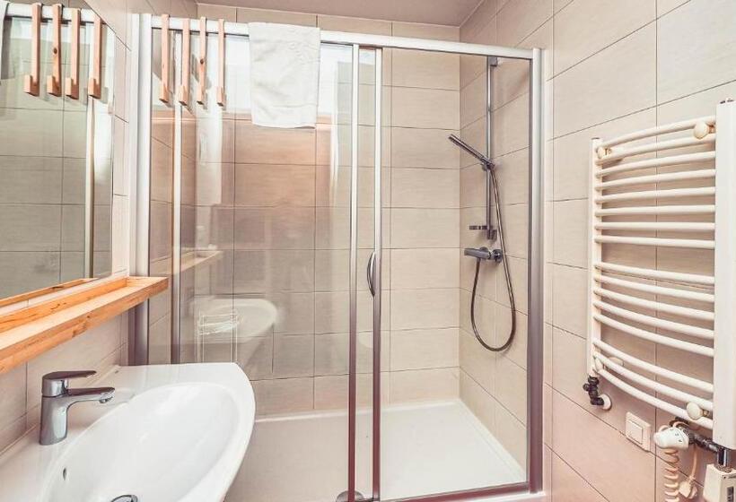 דירת חדר עם טרסה, Villa Delta Boutique