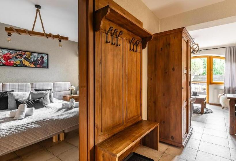 דירת חדר עם טרסה, Villa Delta Boutique