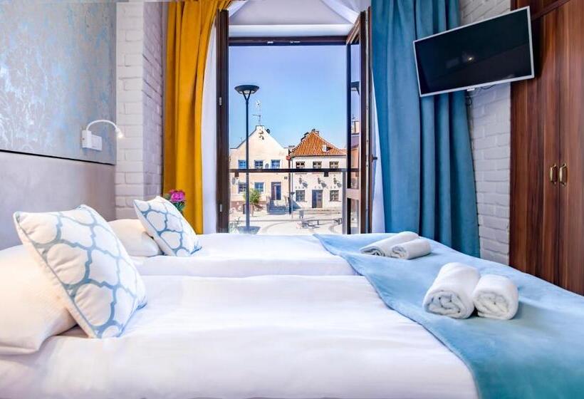 Апартаменты 2 Спальни, Pod Wzgórzem Bed & Breakfast
