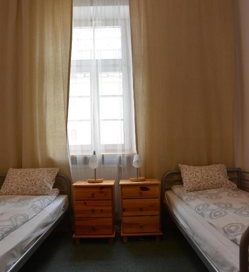 غرفة قياسية فردية, Pokoje Gościnne Domu Pielgrzyma W Supraślu